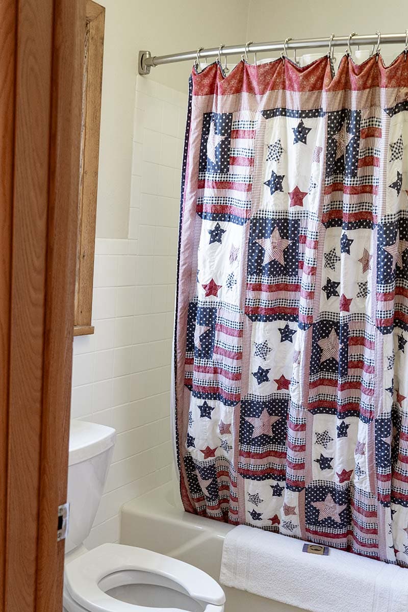 Old Glory 8 - Fountain Motel